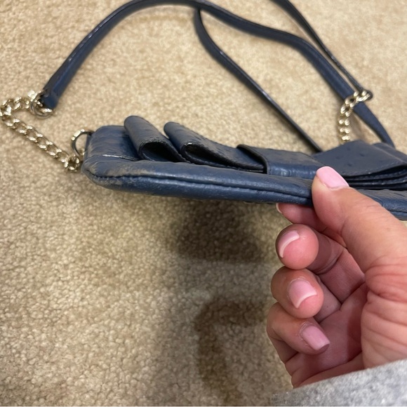 Kate Spade Charm City Ostrich Bow Shoulder Bag Blue Party Event Womens - Picture 3 of 8